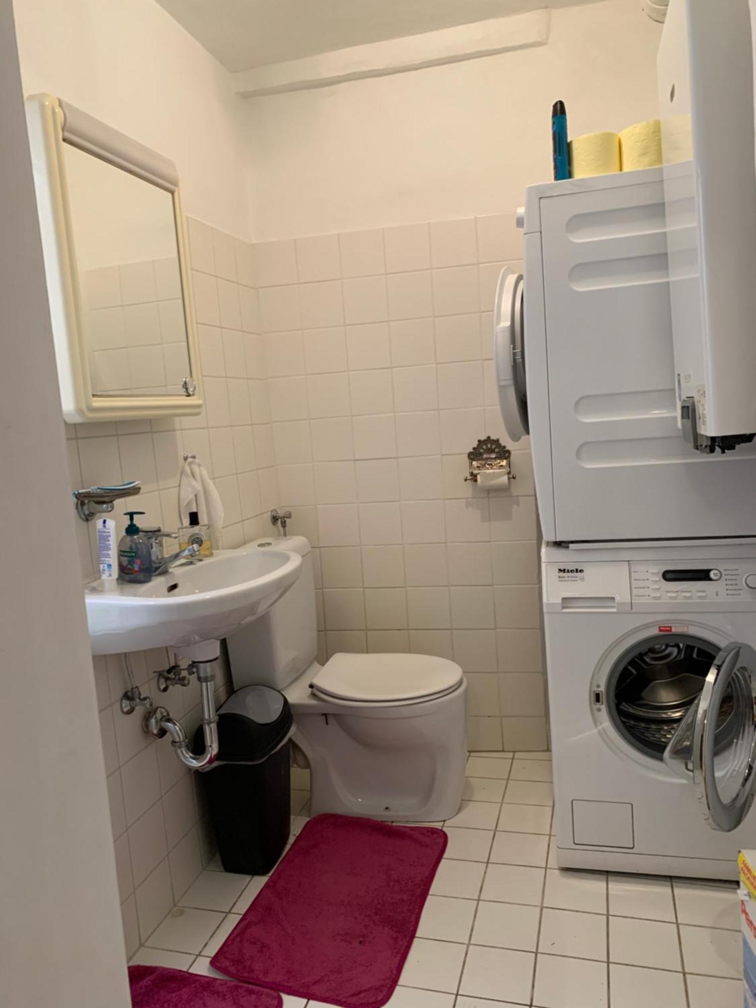 Three Bedrooms In Walking Center Appartement